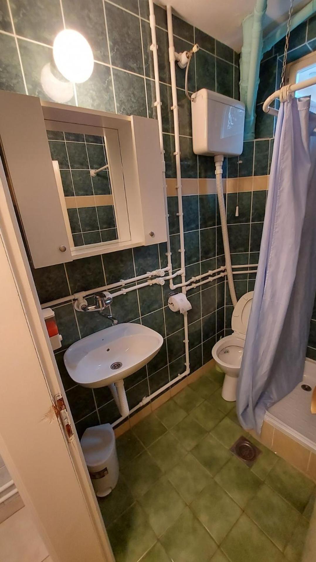 Hotel Domacinstvo Jolovic Kraljevo Esterno foto