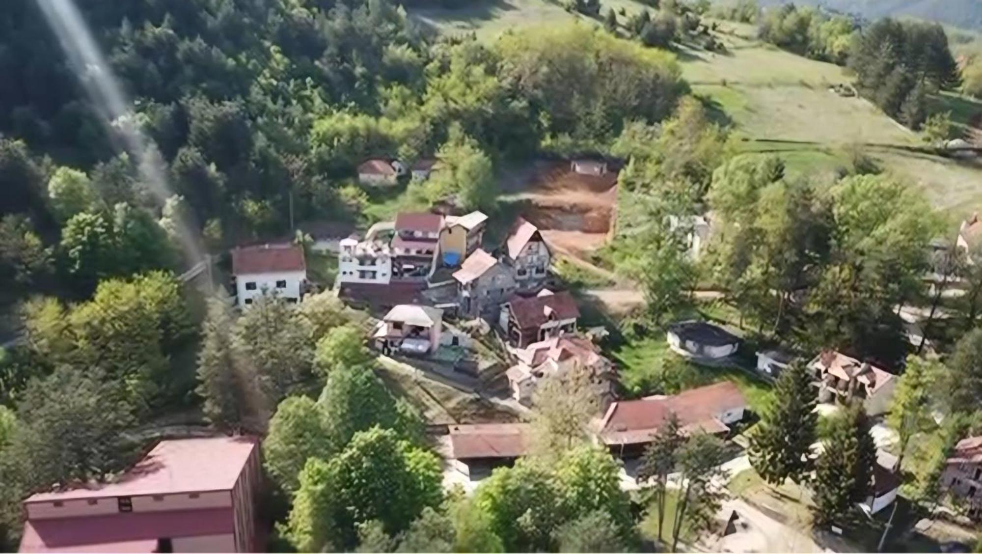 Hotel Domacinstvo Jolovic Kraljevo Esterno foto